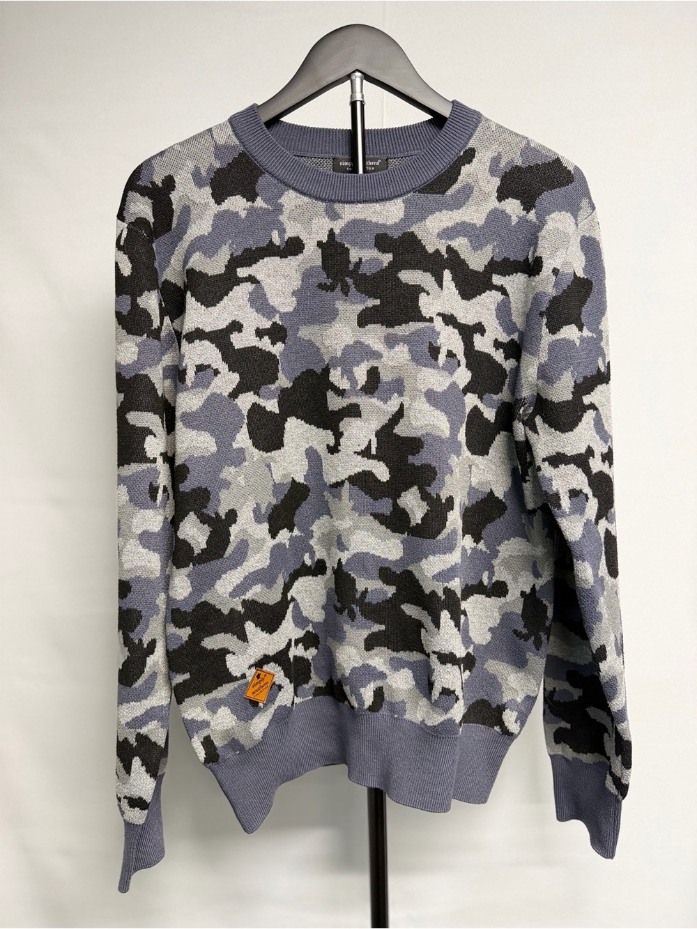 Simply Southern Women's Gray & Black Camo Crewneck Sweater - Small
